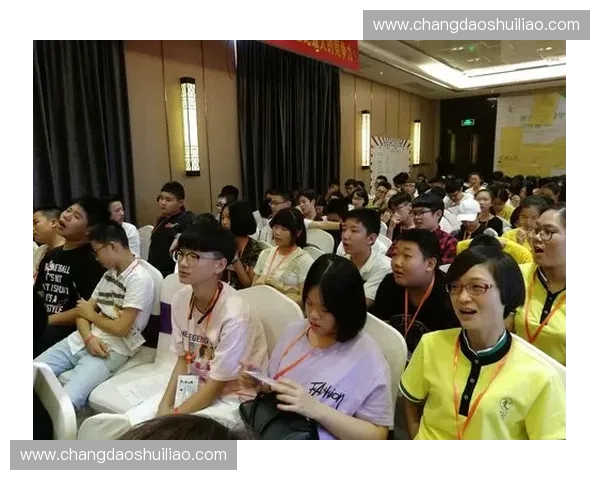 《征战海底深渊以军团小鱼人英雄为核心的战斗篇章》 《征战海底深渊以军团小鱼人英雄为核心的战斗篇章》